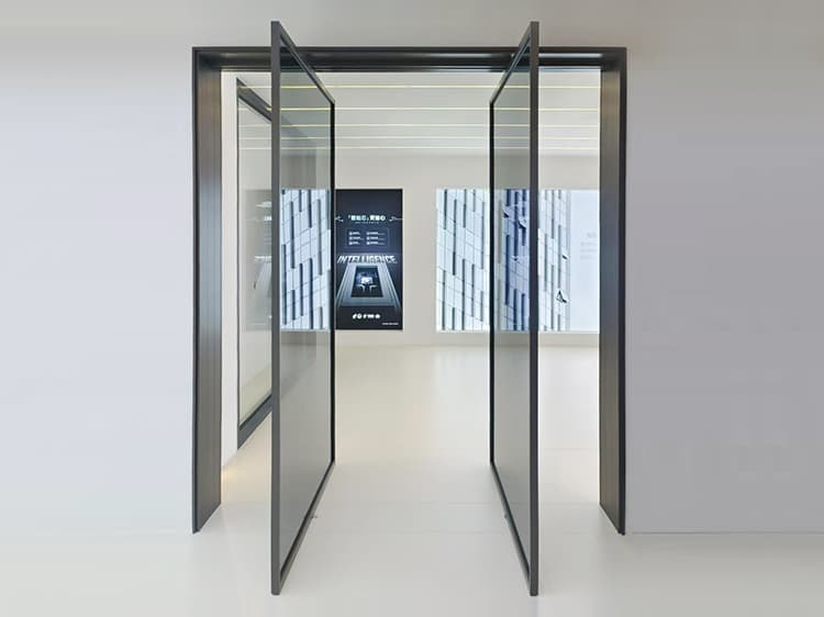Xinghan Center Folding Door